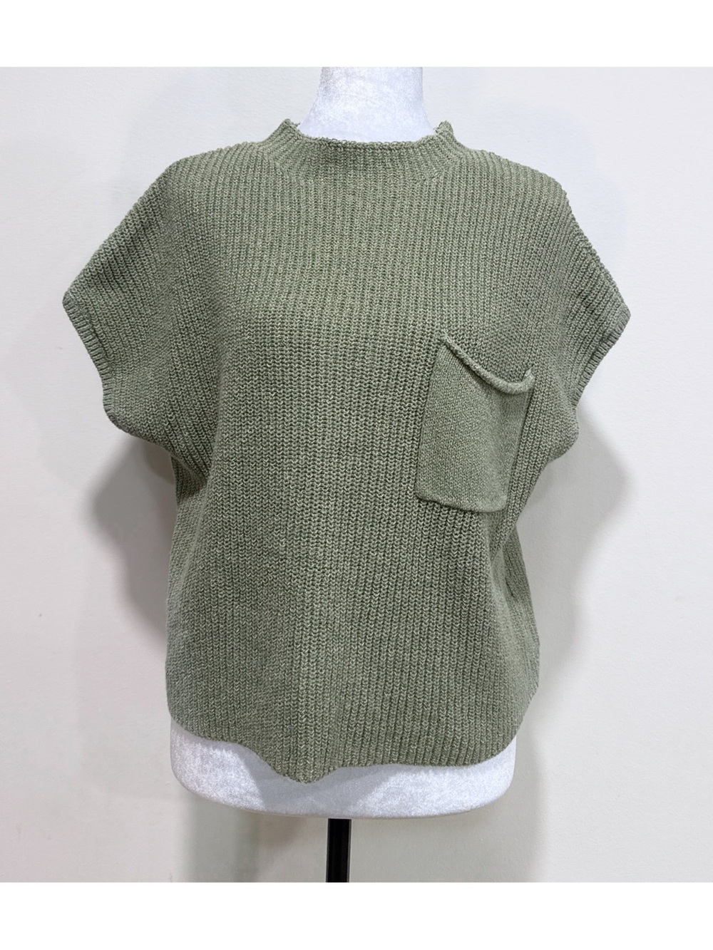 VGUC Free People Freya Knit Top Green Cap Sleeve Mock Neck Sweater - Picture 2 of 8